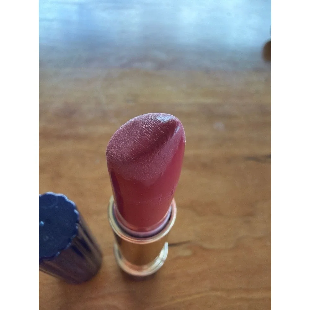 Estee Lauder Futurist Full Treatment Lipstick SPF‎ 15 04 Blazing Berry